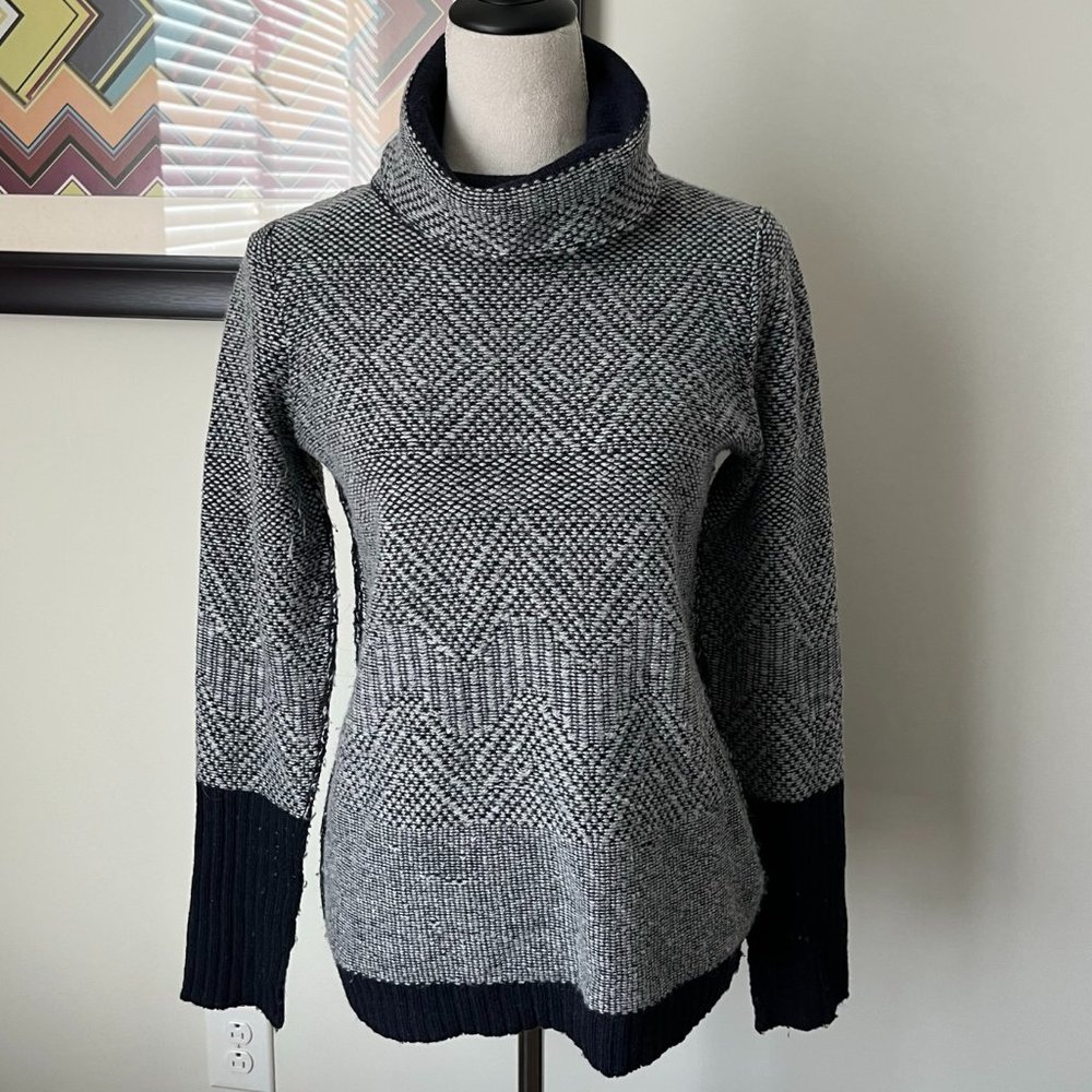 Kenar Navy & Gray Turtleneck Sweater M